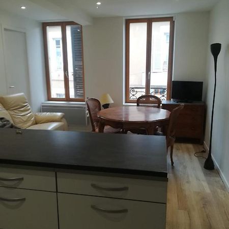 3 Pieces Pont De Loire Plein Centre Face Musee Apartment Невер Екстериор снимка