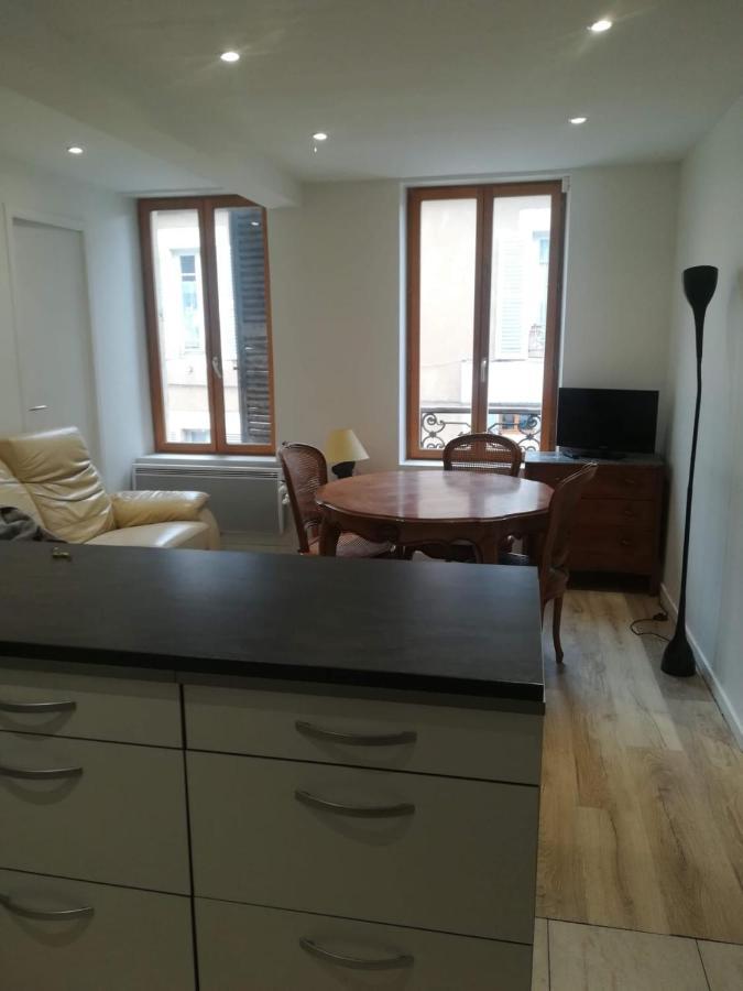 3 Pieces Pont De Loire Plein Centre Face Musee Apartment Невер Екстериор снимка