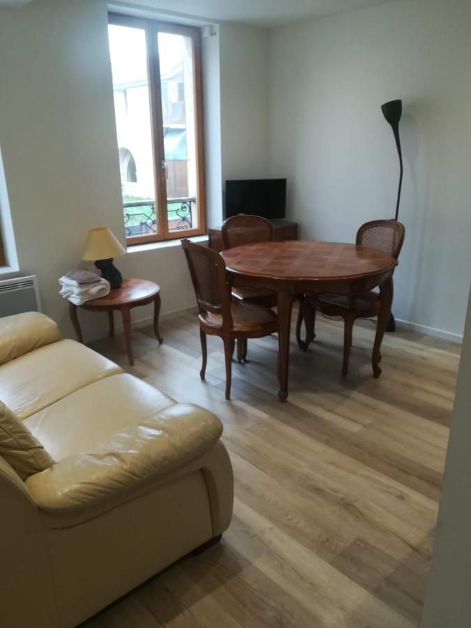 3 Pieces Pont De Loire Plein Centre Face Musee Apartment Невер Екстериор снимка