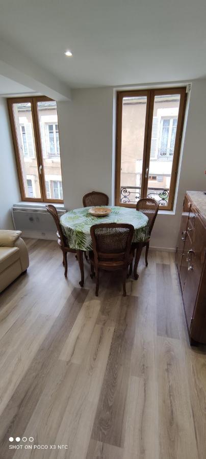 3 Pieces Pont De Loire Plein Centre Face Musee Apartment Невер Екстериор снимка